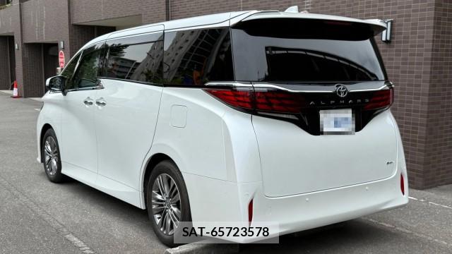 Toyota ALPHARD HYBRID 2023-07 8282002-12