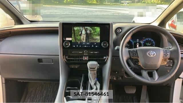 Toyota ALPHARD HYBRID 2025-06 8282096-2