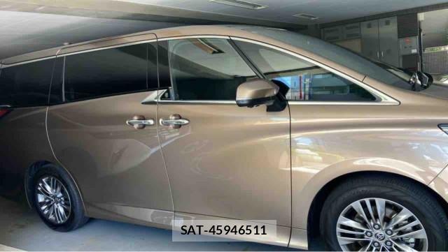 Toyota ALPHARD HYBRID 2023-10 8282192-3