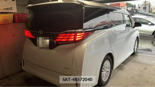 Toyota ALPHARD HYBRID 2025-04 8282369-12