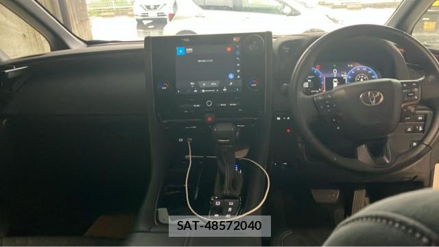 Toyota ALPHARD HYBRID 2025-04 8282369-2