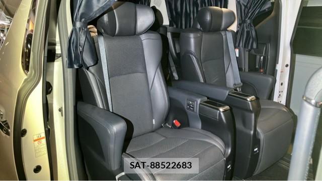 Toyota ALPHARD HYBRID 2019-08 8282402-6
