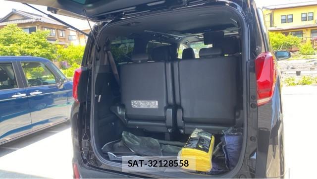 Toyota ALPHARD HYBRID 2021-10 8282469-17
