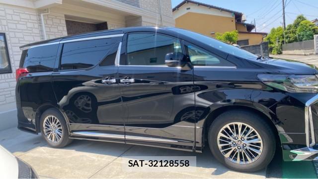 Toyota ALPHARD HYBRID 2021-10 8282469-3