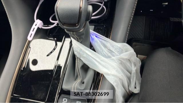 Toyota ALPHARD HYBRID 2024-06 8282478-14
