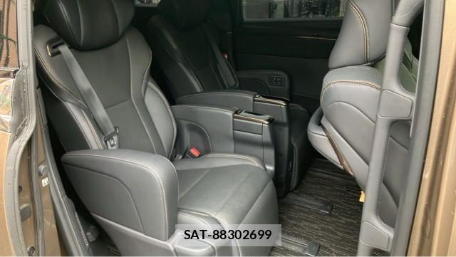 Toyota ALPHARD HYBRID 2024-06 8282478-6