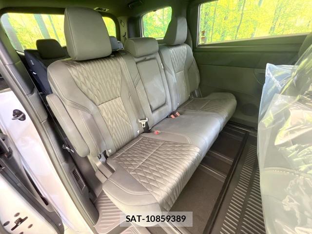 Toyota ALPHARD HYBRID 2026-05 8282625-9