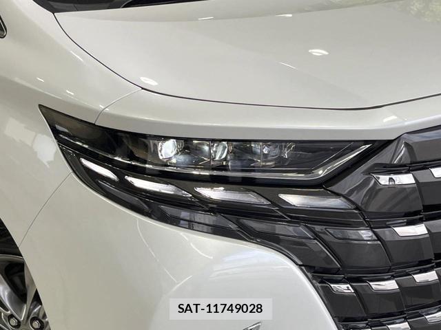 Toyota ALPHARD HYBRID 2025-07 8282652-12