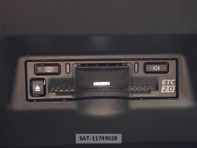 Toyota ALPHARD HYBRID 2025-07 8282652-5