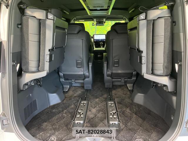 Toyota ALPHARD HYBRID 2023-10 8282838-10