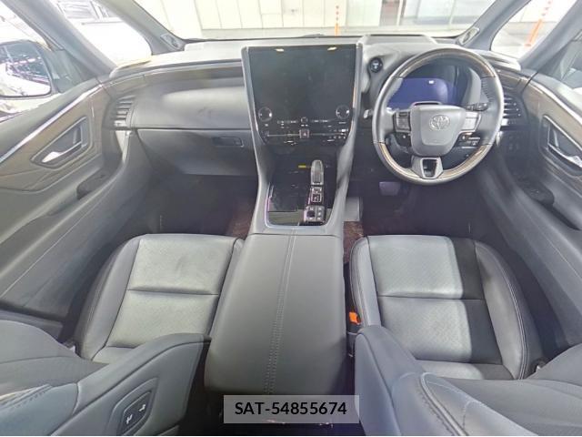 Toyota ALPHARD HYBRID 2023-08 8283845-4