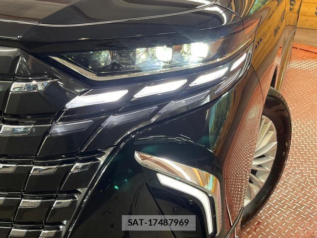 Toyota ALPHARD HYBRID 2026-01 8284578-12