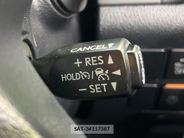 Toyota ALPHARD HYBRID 2019-05 8284925-6