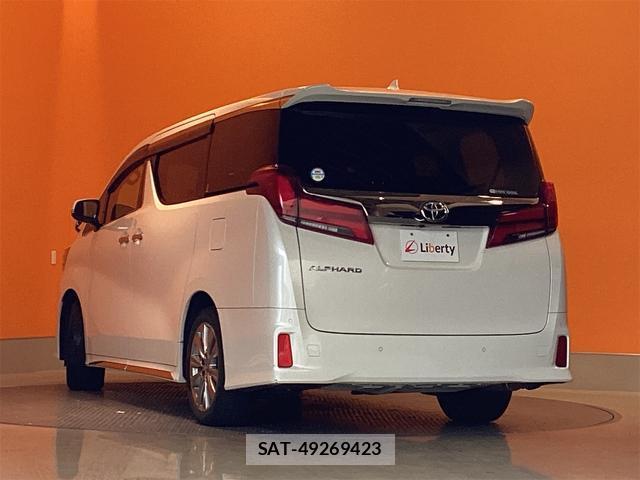 Toyota ALPHARD 2021-06 8276741-13