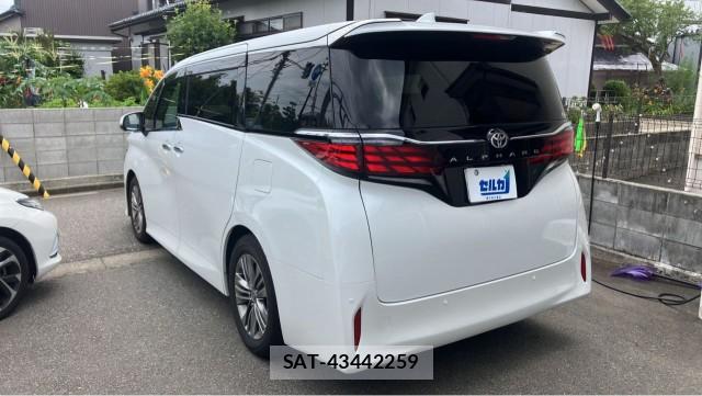 Toyota ALPHARD 2024-10 8277185-13