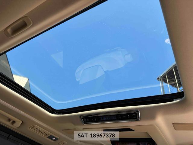 Toyota ALPHARD 2015-09 8277294-1