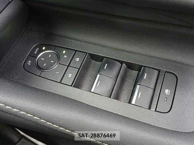 Toyota ALPHARD 2024-08 8277303-15