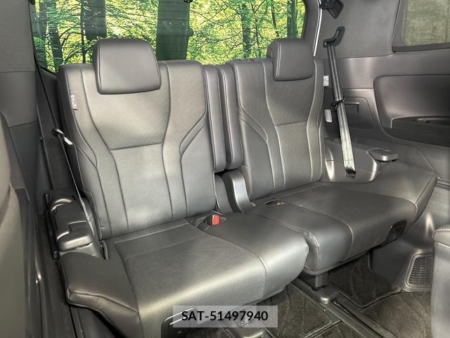 Toyota ALPHARD 2024-03 8278166-9
