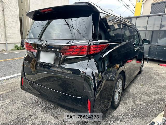 Toyota ALPHARD 2024-06 8278681-2