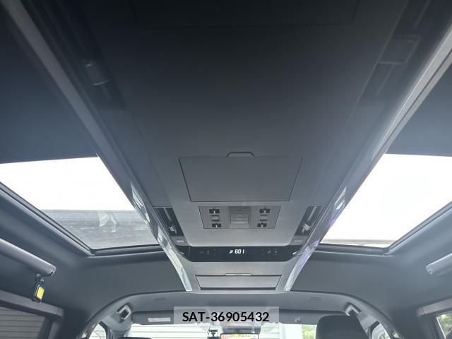 Toyota ALPHARD 2024-03 8278740-4