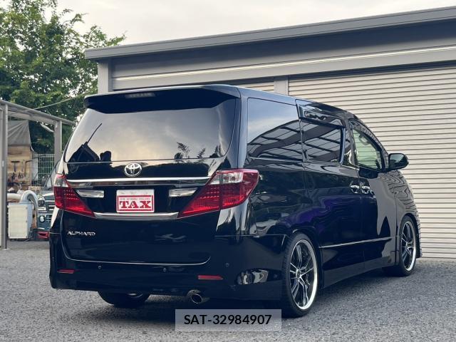 Toyota ALPHARD 2012-04 8278742-1