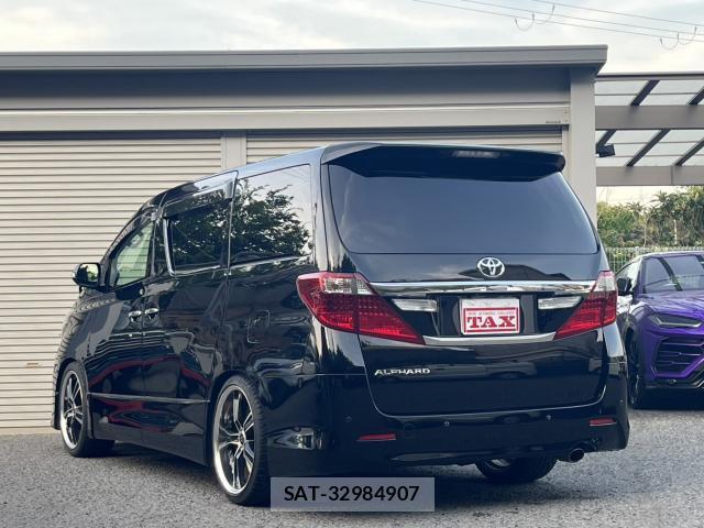 Toyota ALPHARD 2012-04 8278742-18