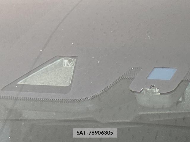 Toyota ALPHARD 2019-02 8279117-4