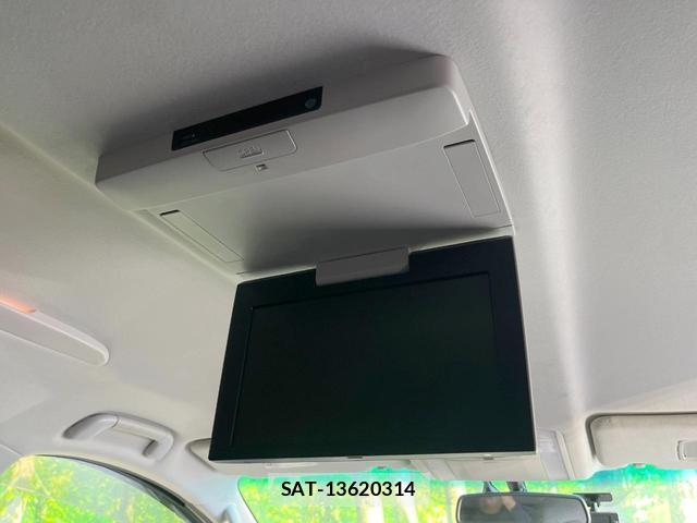 Toyota ALPHARD 2012-10 8279449-4