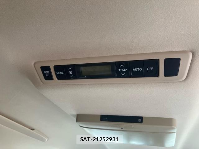 Toyota ALPHARD 2013-06 8279671-10