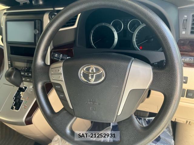 Toyota ALPHARD 2013-06 8279671-16