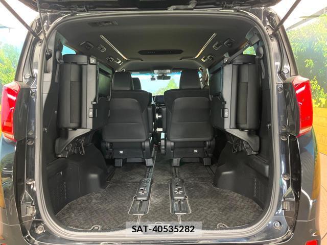 Toyota ALPHARD 2021-04 8279795-10