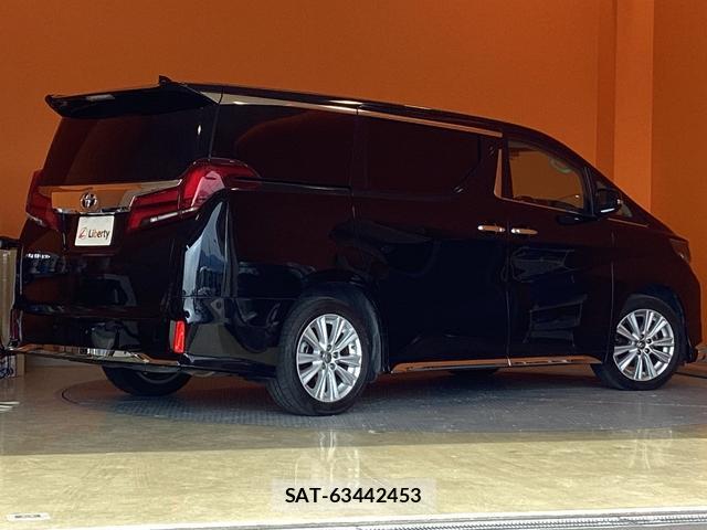 Toyota ALPHARD 2019-09 8280105-17