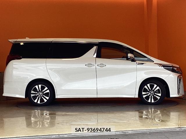 Toyota ALPHARD 2023-04 8280107-14