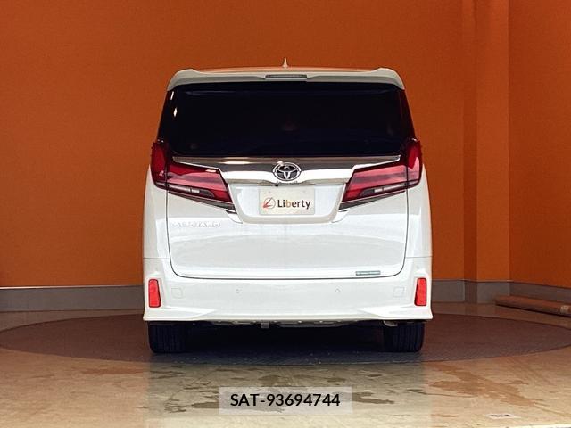 Toyota ALPHARD 2023-04 8280107-16
