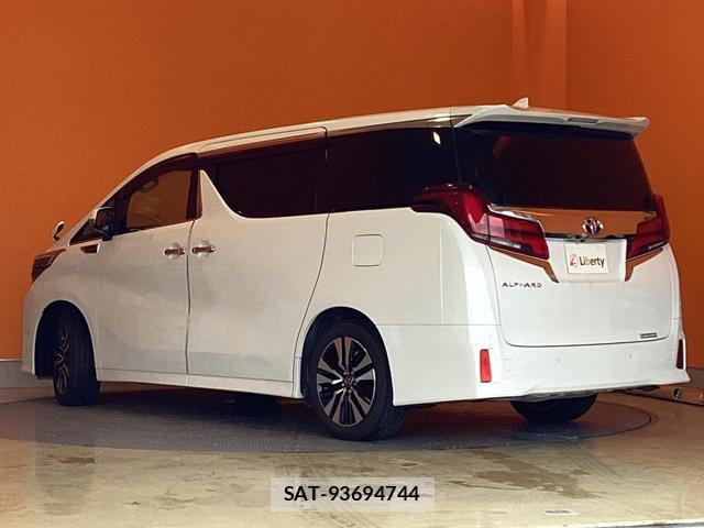 Toyota ALPHARD 2023-04 8280107-17