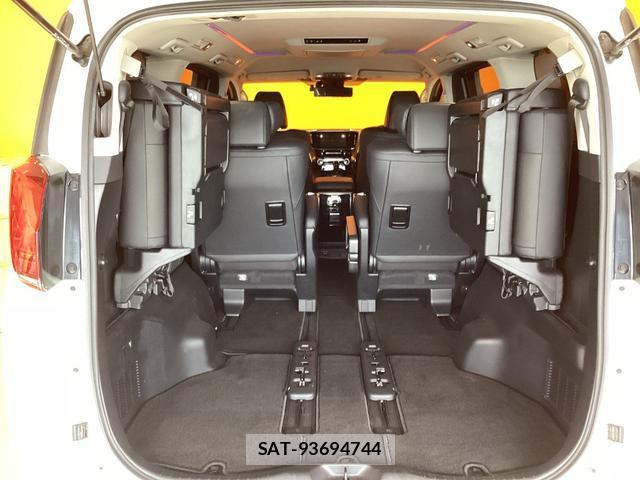 Toyota ALPHARD 2023-04 8280107-18