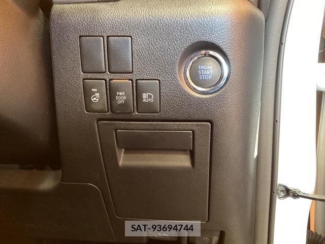 Toyota ALPHARD 2023-04 8280107-8