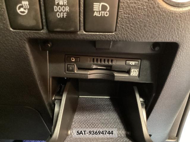 Toyota ALPHARD 2023-04 8280107-9