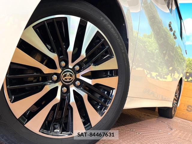 Toyota ALPHARD 2022-12 8280203-13