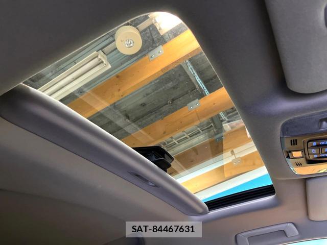 Toyota ALPHARD 2022-12 8280203-2