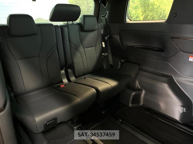 Toyota ALPHARD 2025-01 8280204-9