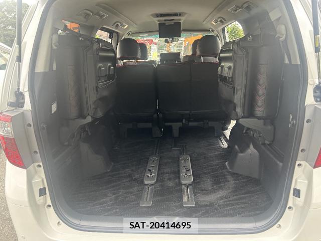 Toyota ALPHARD 2013-04 8280334-6