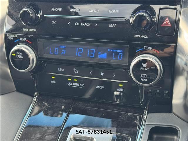 Toyota ALPHARD 2021-04 8280373-11