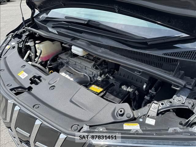 Toyota ALPHARD 2021-04 8280373-13