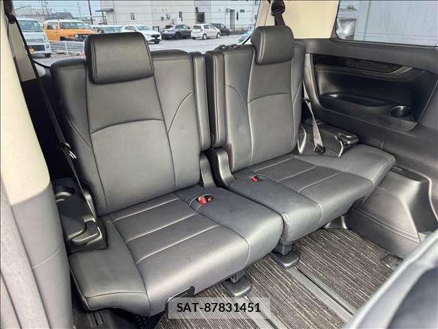 Toyota ALPHARD 2021-04 8280373-8