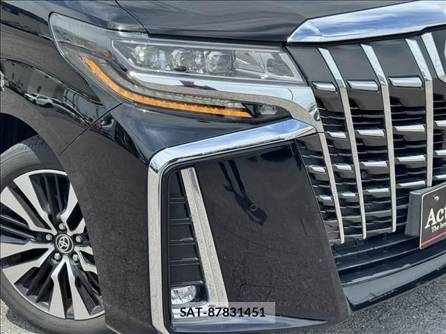 Toyota ALPHARD 2021-04 8280373-9