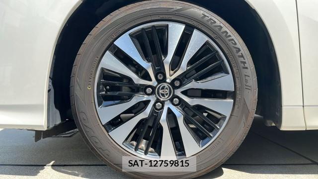 Toyota ALPHARD 2020-05 8280601-8