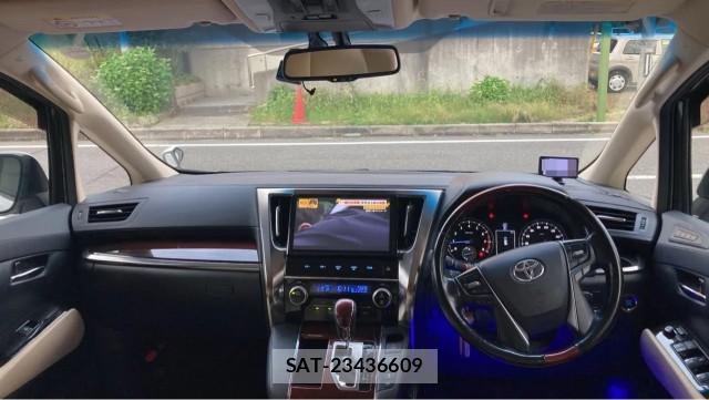 Toyota ALPHARD 2017-02 8280755-2