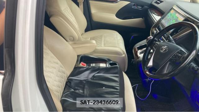 Toyota ALPHARD 2017-02 8280755-5