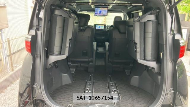Toyota ALPHARD 2024-06 8280791-17